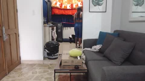 M E G A N  online show from 12/03/25, 09:24