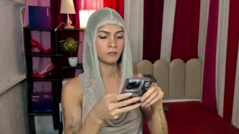 Snapshot of latina_asian chatting on 06/07/26, 08:34 Latina Asian online show from 06/07/26, 08:34
