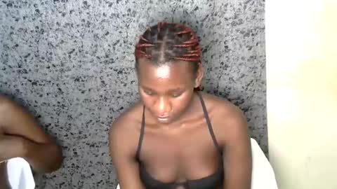 Snapshot of latina_ebony1 chatting on 11/26/25, 06:09 Latina online show from 11/26/25, 06:09