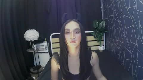 Snapshot of latina_kia chatting on 11/24/25, 11:54 latina_kia online show from 11/24/25, 11:54