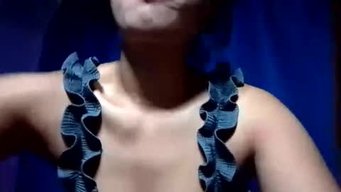 latina_shaine online show from 03/22/26, 10:24