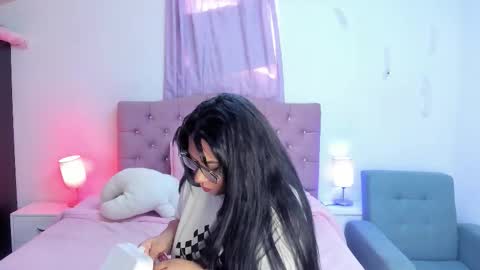 Martina online show from 01/05/26, 05:27