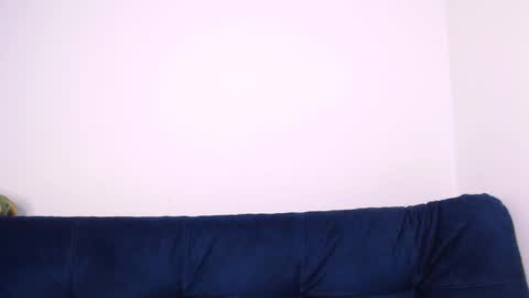 Snapshot of latinaleksa chatting on 12/02/24, 12:51 Alex online show from 12/02/24, 12:51