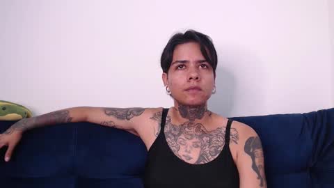 Snapshot of latinaleksa chatting on 12/02/24, 10:01 Alex online show from 12/02/24, 10:01