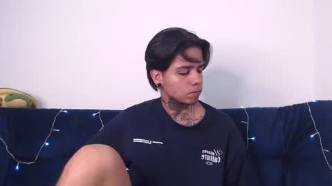 Snapshot of latinaleksa chatting on 12/13/24, 08:37 Alex online show from 12/13/24, 08:37