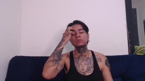 Snapshot of latinaleksa chatting on 12/20/24, 06:24 Alex online show from 12/20/24, 06:24