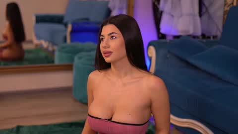 Latina online show from 03/10/25, 06:23