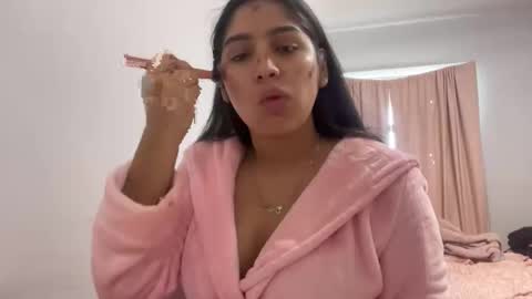 Snapshot of latinamamii1121 chatting on 01/12/26, 08:03 latinamamii1121 online show from 01/12/26, 08:03