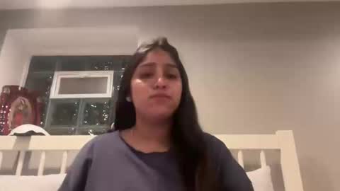 Snapshot of latinamamii1121 chatting on 04/17/26, 03:53 latinamamii1121 online show from 04/17/26, 03:53