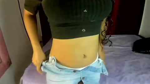 Snapshot of latinbabbyhot chatting on 06/14/26, 07:27 latinbabbyhot online show from 06/14/26, 07:27