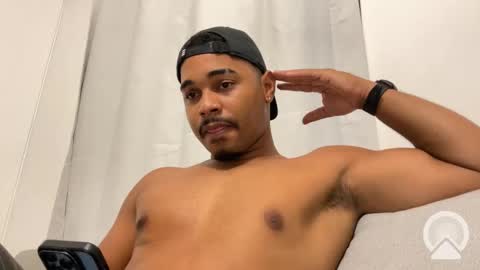 Snapshot of latinbbc_00 chatting on 02/23/25, 05:23 latinbbc_00 online show from 02/23/25, 05:23