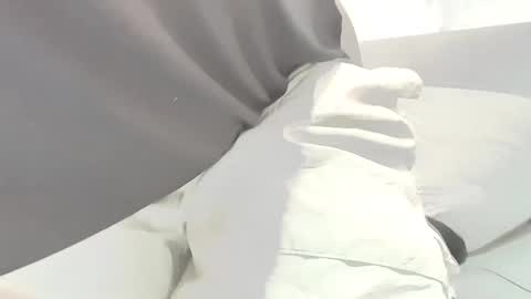 Snapshot of latinbbc_00 chatting on 03/01/25, 07:15 latinbbc_00 online show from 03/01/25, 07:15