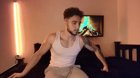 LatinBoyVIP  Colombian online show from 04/21/26, 02:23