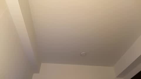 Hi -  online show from 02/09/26, 05:44