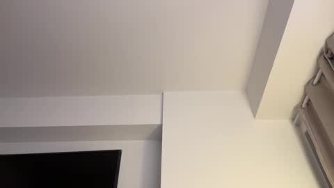 Hi -  online show from 02/12/26, 05:02