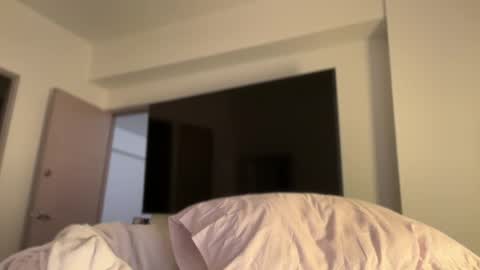 Hi -  online show from 04/21/26, 03:13