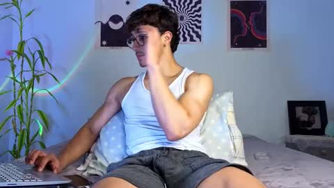 Logan online show from 10/22/25, 01:28