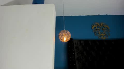 Zeus online show from 03/12/25, 09:55