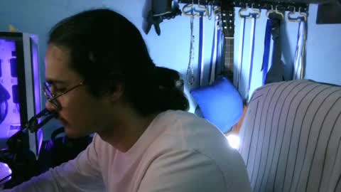 Snapshot of latinincognito chatting on 01/08/25, 04:55 latinincognito online show from 01/08/25, 04:55