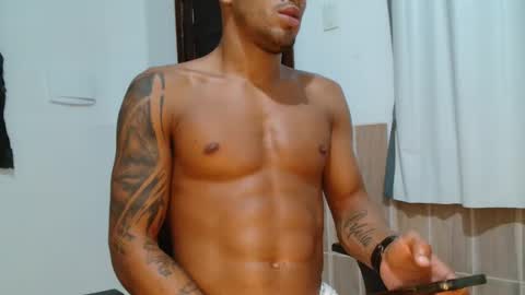 latinmarian online show from 04/17/26, 07:22