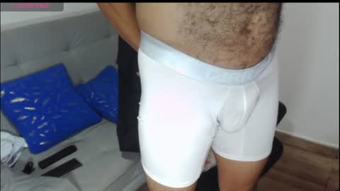 latinmartin254 online show from 06/10/26, 02:01