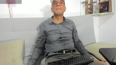 latinmartin73 online show from 02/04/25, 02:07