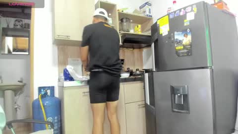 latinmartin73 online show from 02/13/25, 02:23