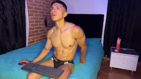 latinosadictosalsexo online show from 04/02/26, 01:03