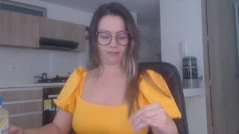 Snapshot of latinpaprika chatting on 07/25/26, 12:47 latinpaprika online show from 07/25/26, 12:47