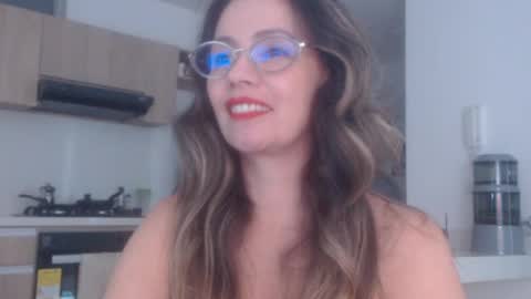 Snapshot of latinpaprika chatting on 07/27/26, 12:01 latinpaprika online show from 07/27/26, 12:01