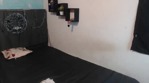 Snapshot of latins_boys_20 chatting on 12/07/24, 03:58 NICK online show from 12/07/24, 03:58