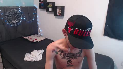 Snapshot of latins_boys_20 chatting on 12/29/24, 09:50 NICK online show from 12/29/24, 09:50