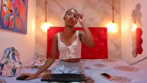 Snapshot of latins_lovers20 chatting on 12/02/24, 05:59 latins lovers20 online show from 12/02/24, 05:59