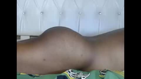 latoyyabed1 online show from 01/09/25, 11:02