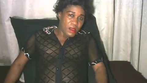 latoyyabed1 online show from 11/12/25, 11:25