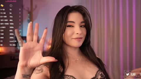 Snapshot of lau__1 chatting on 02/08/25, 07:27 IG 1lau 1 X 1lau 1 online show from 02/08/25, 07:27