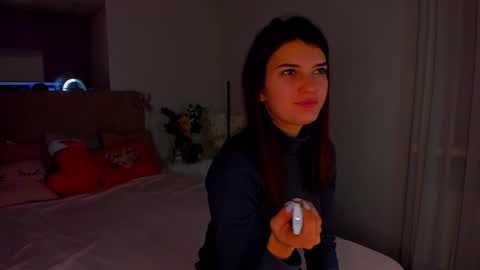 Laura online show from 12/30/24, 06:20