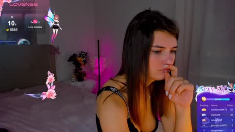 Laura online show from 01/16/25, 09:05