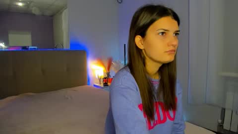 Laura online show from 10/20/25, 05:19