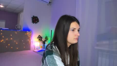 Laura online show from 12/23/25, 06:11