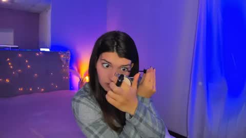 Laura online show from 04/22/26, 05:54