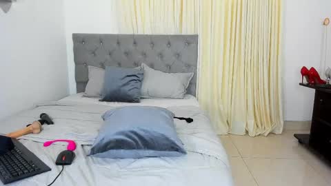   online show from 04/07/26, 03:12