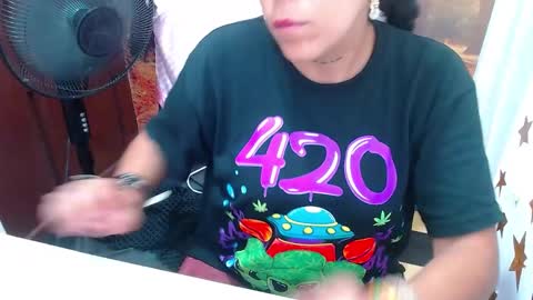  Laura Alejandra   online show from 12/02/24, 07:05