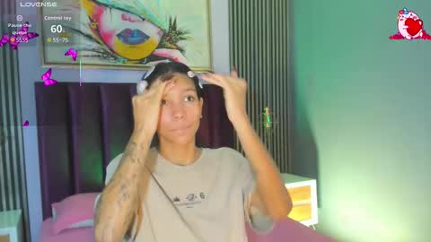 Laura online show from 10/24/25, 12:45