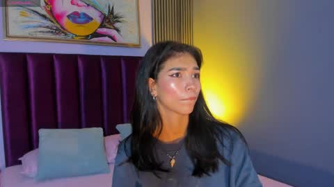 Laura online show from 04/08/26, 12:38