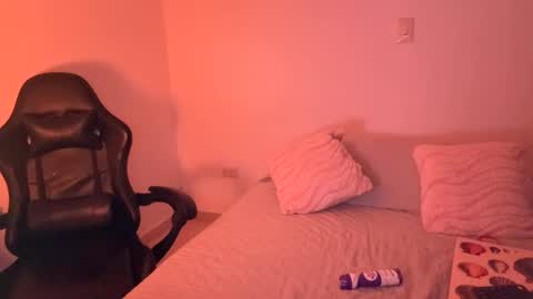 laura online show from 02/06/26, 01:10