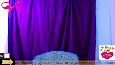 Snapshot of laura_fountain_ chatting on 02/14/25, 09:43 weedcam Curly Laura OF    online show from 02/14/25, 09:43