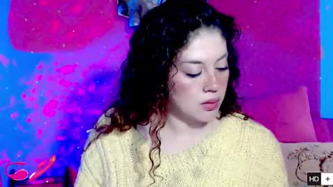weedcam Curly Laura OF    online show from 02/16/26, 12:23