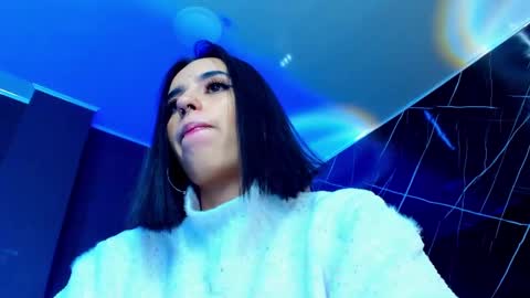 Snapshot of laura_hentai chatting on 12/11/24, 04:20 Laura online show from 12/11/24, 04:20