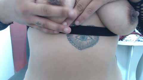  Laura  online show from 09/15/25, 02:39